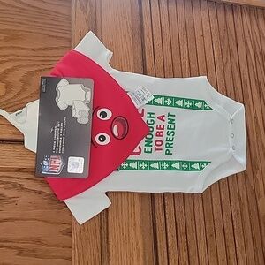 NFL NEW KC KANSAS CITY 3 PIECE BABY SET 0 3 MONTHS HOLIDAY NWT